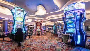 Người dùng Việt Nam chơi bingo trực tuyến trên điện thoại di động tại nhà